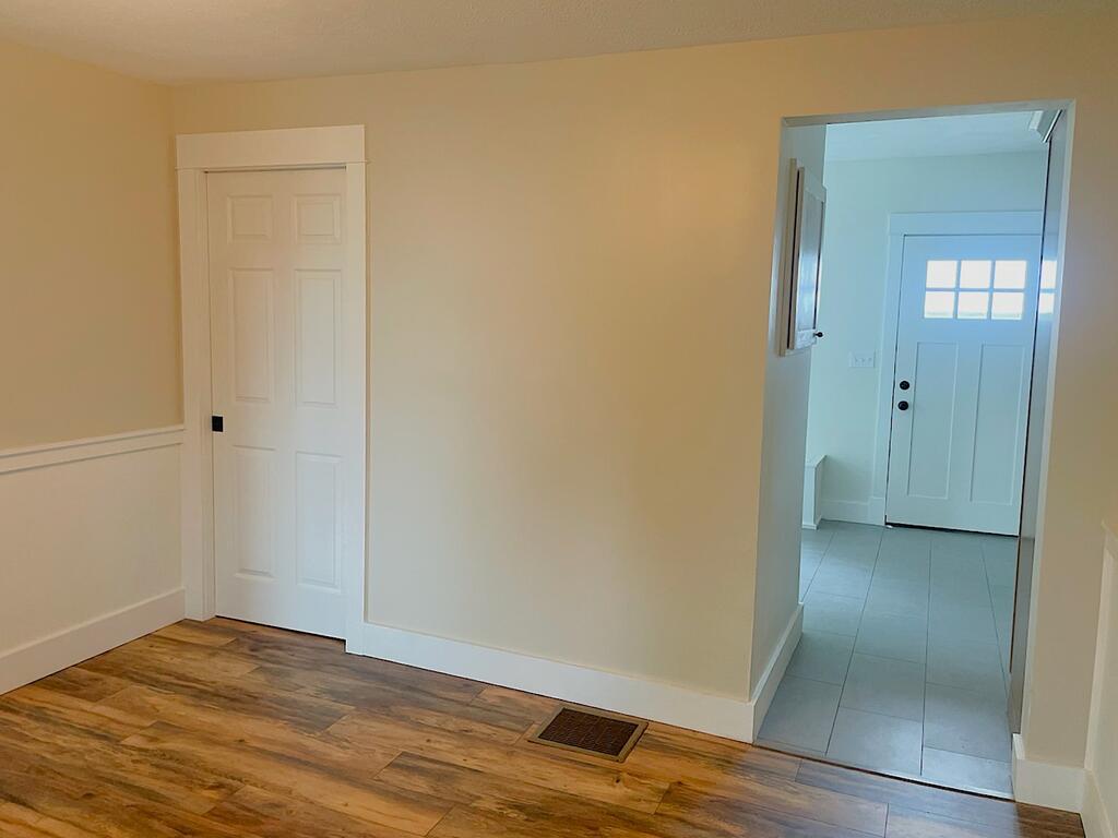 35 E League Stret Property Photo 7