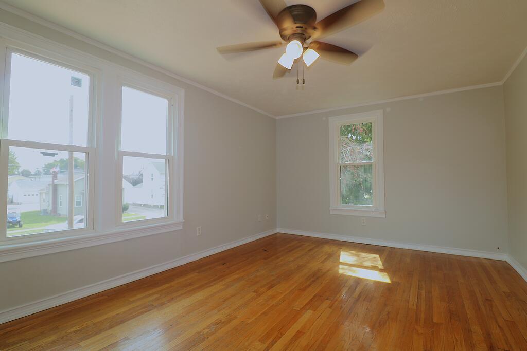 35 E League Stret Property Photo 12
