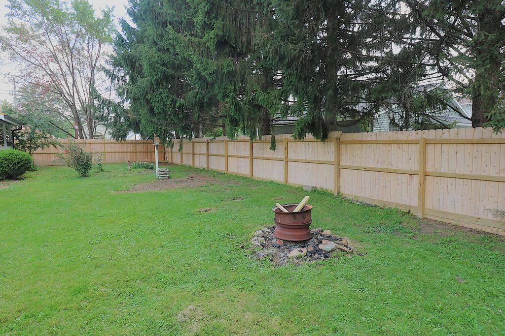 35 E League Stret Property Photo 22