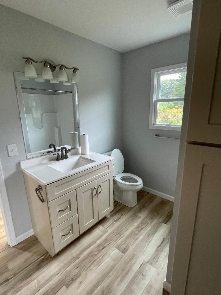 2573 Deerfield Road Property Photo 21