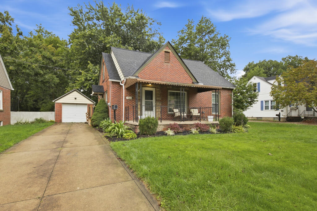 1148 Woodland Rd Property Photo 1