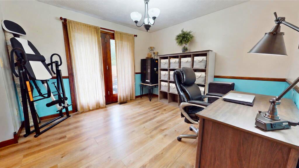 21 Timothy Avenue Property Photo 10