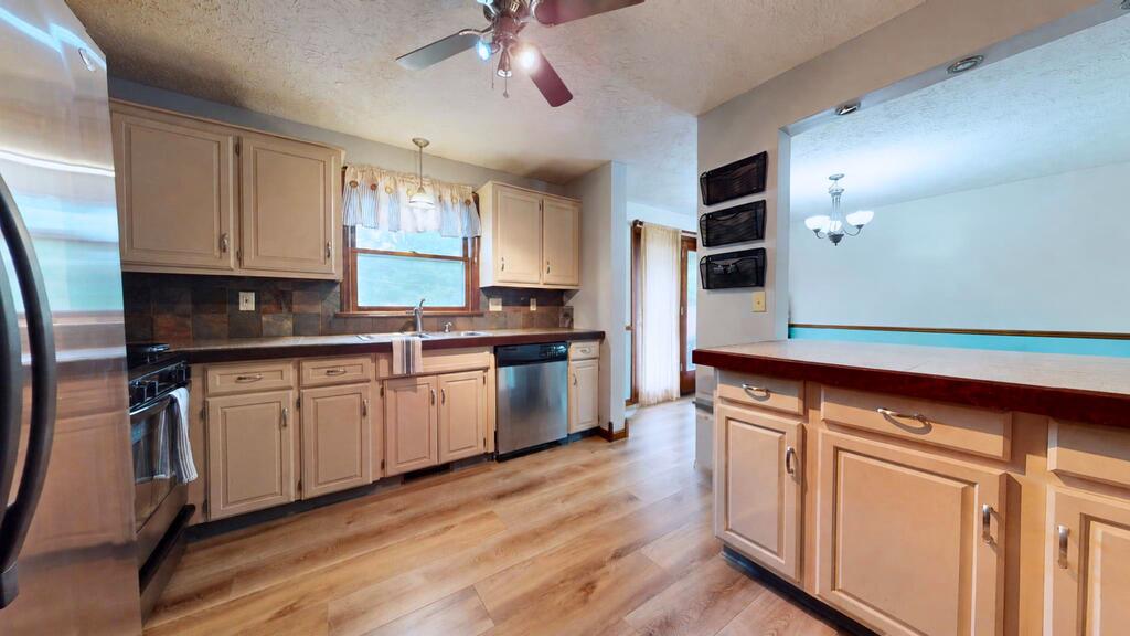 21 Timothy Avenue Property Photo 14