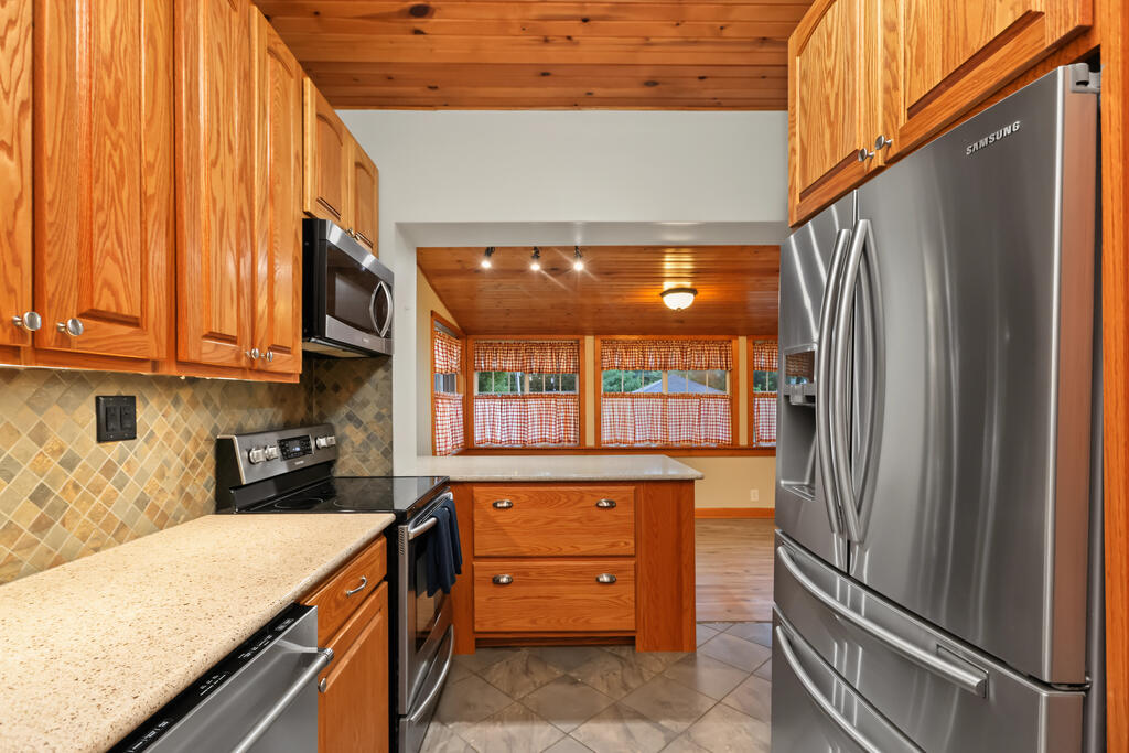 20 Grand Boulevard Property Photo 8