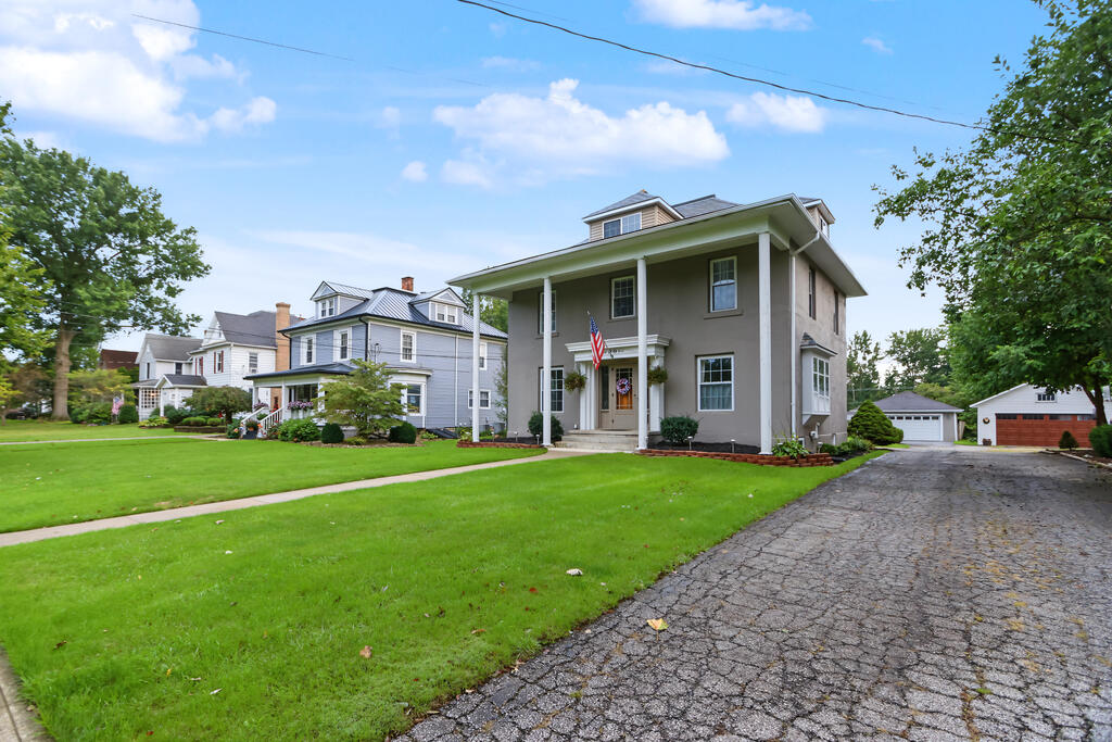 20 Grand Boulevard Property Photo 48