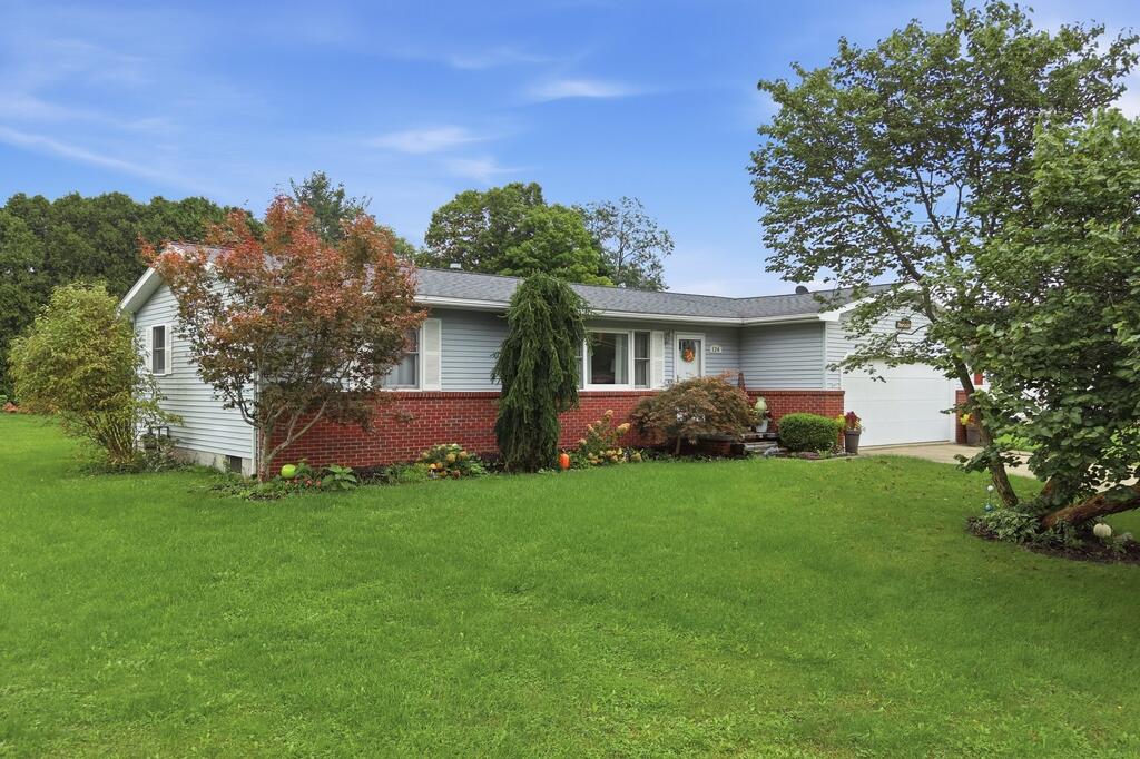 126 Weltmer Circle Property Photo 1
