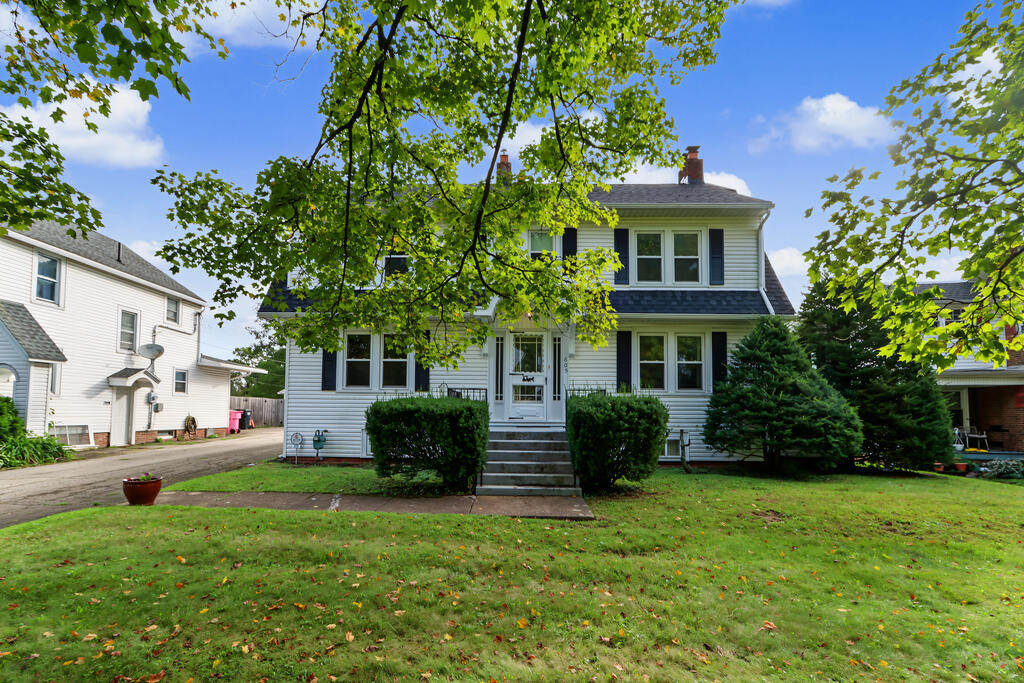 605 Scholl Road Property Photo 1