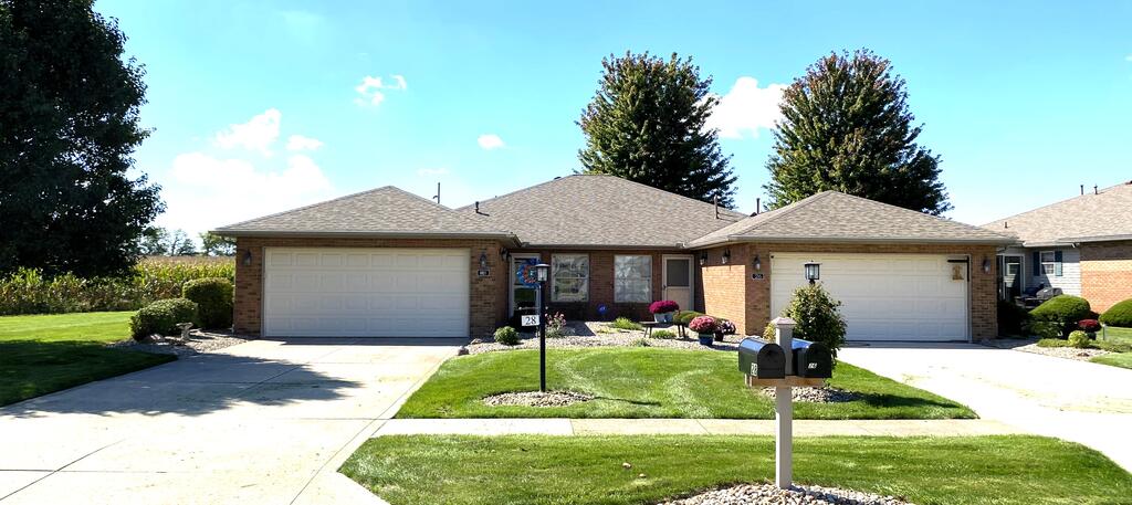 28 Riverbend Dr. Property Photo 1