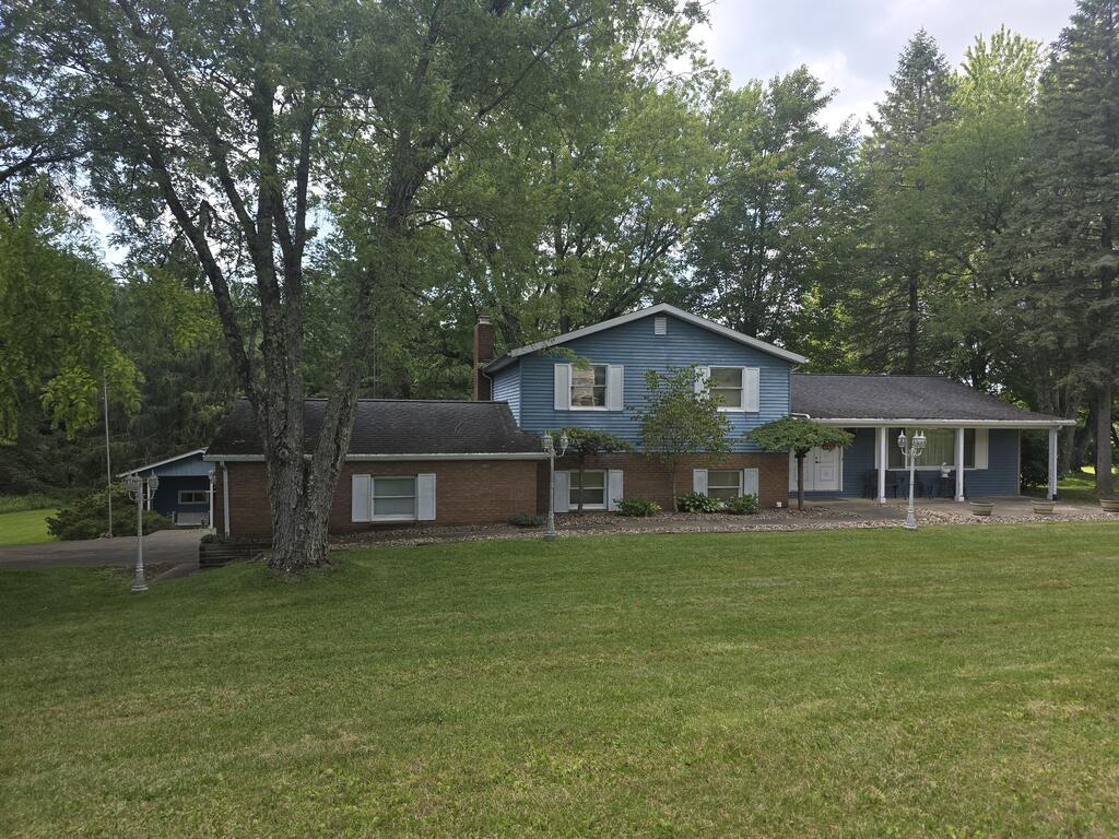 392 Twitchell Road Property Photo 1