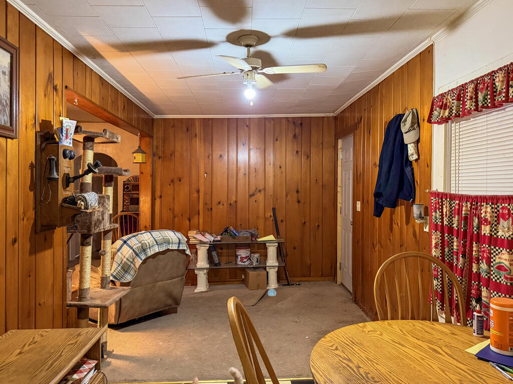 9 E Main St Property Photo 8