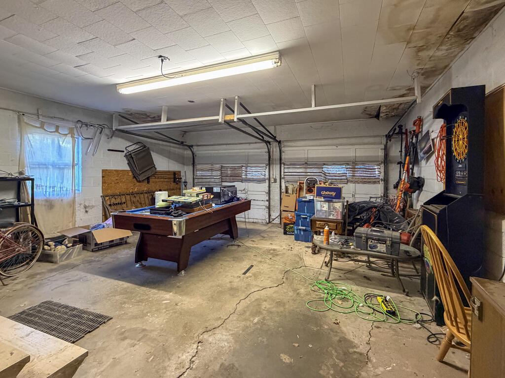 9 E Main St Property Photo 33