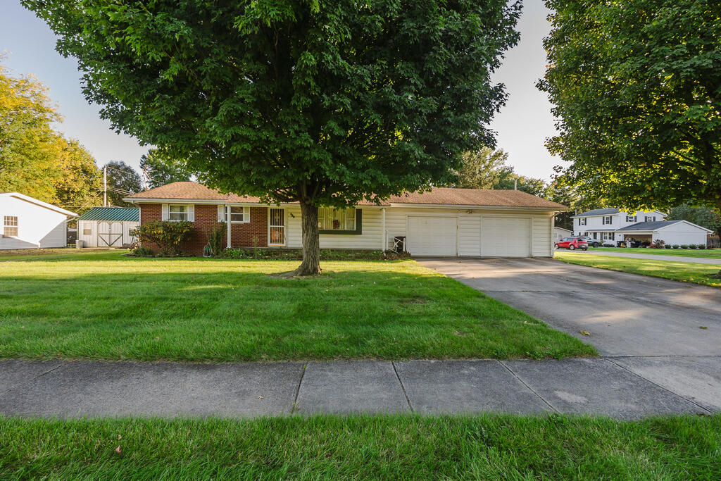 739 Sunset Property Photo 1