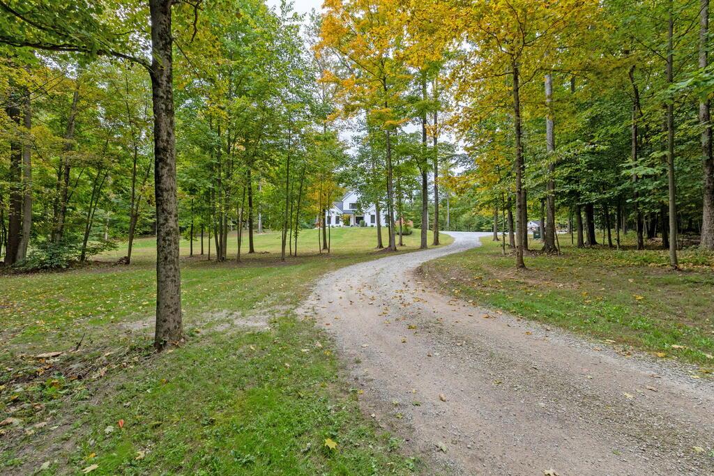 9274 Twp Rd 4 Property Photo 1