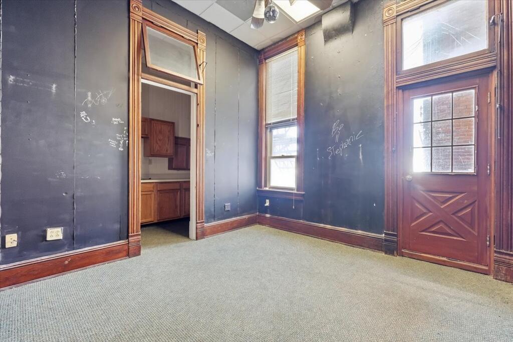 153 Washington Square Property Photo 16