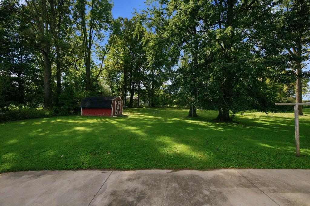 1310 Evergreen Ave W Property Photo 21
