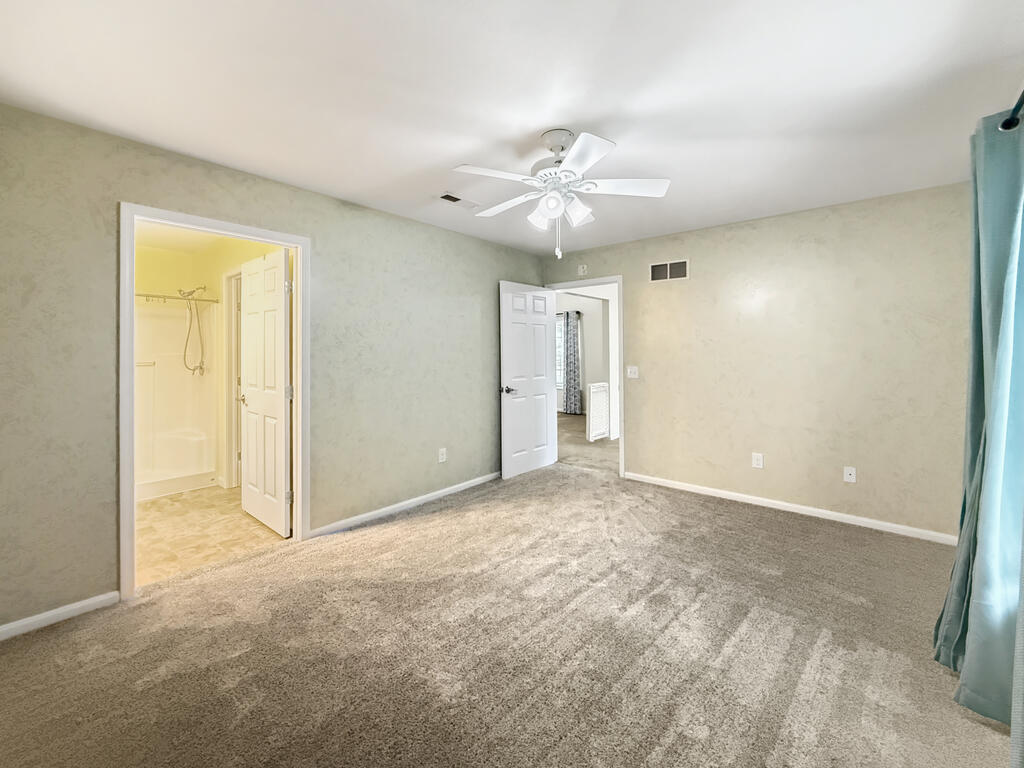 702 Whisper Creek Lane Property Photo 15