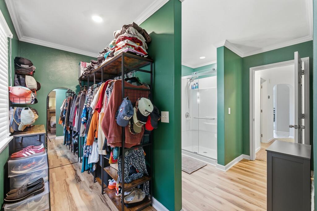 1232 Broad St Property Photo 11
