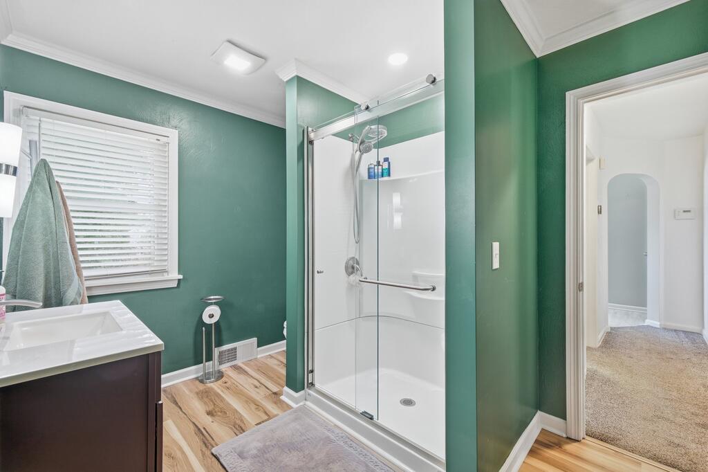 1232 Broad St Property Photo 13