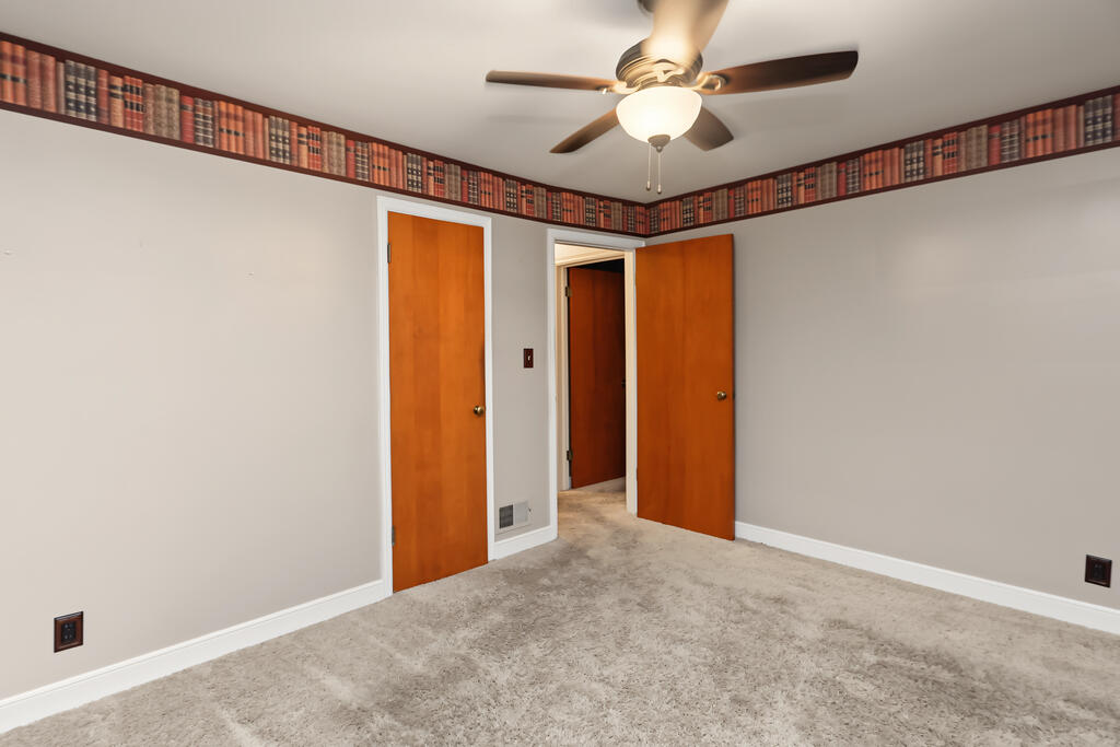 662 Courtright Boulevard Property Photo 15