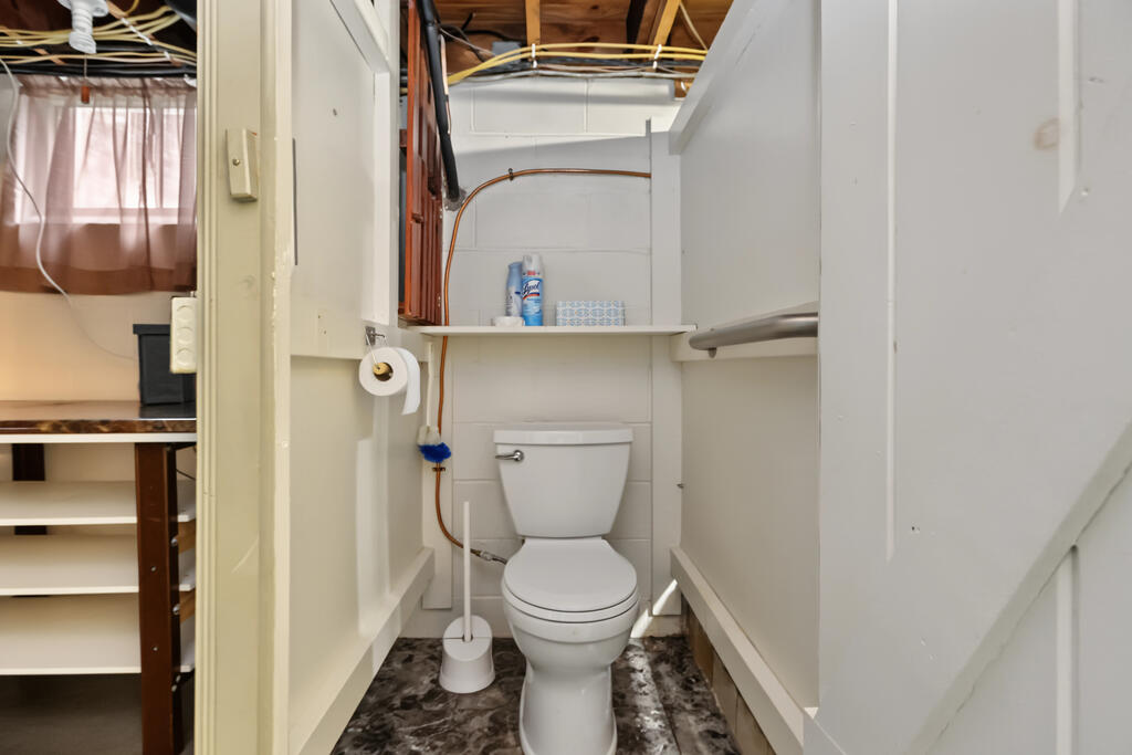 662 Courtright Boulevard Property Photo 31