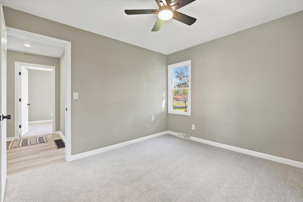 222 Third Ave Property Photo 19