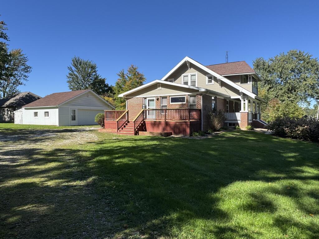 631 Shelby-ontario Rd Property Photo 1
