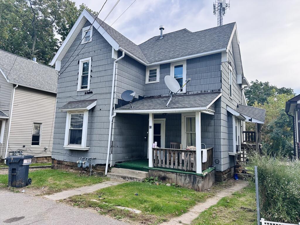 45 Lind Ave Property Photo 1