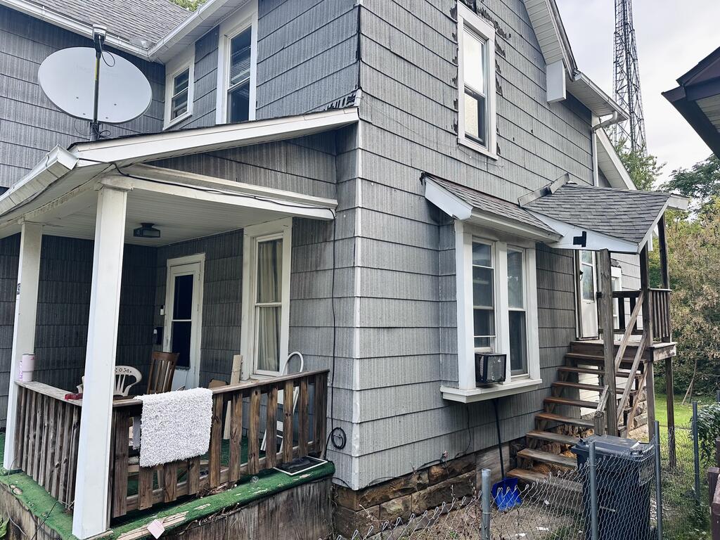 45 Lind Ave Property Photo 2