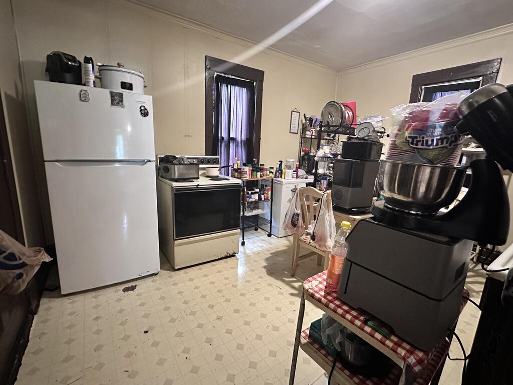 45 Lind Ave Property Photo 7