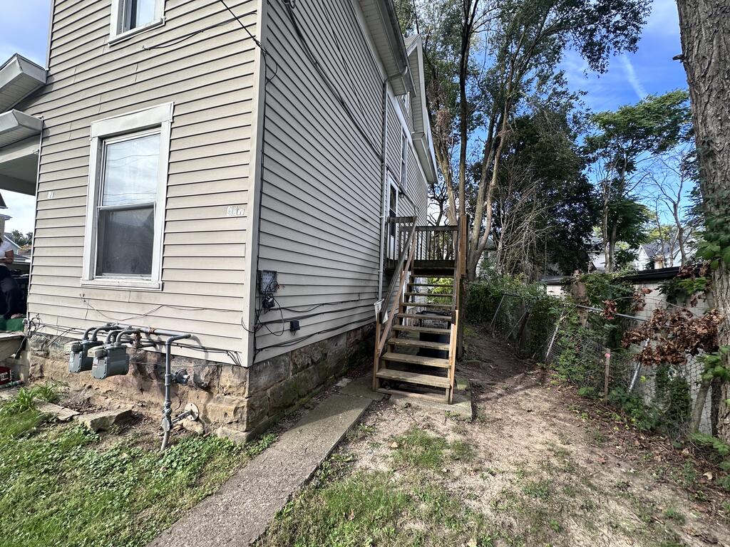 40 Lind Ave Property Photo 13