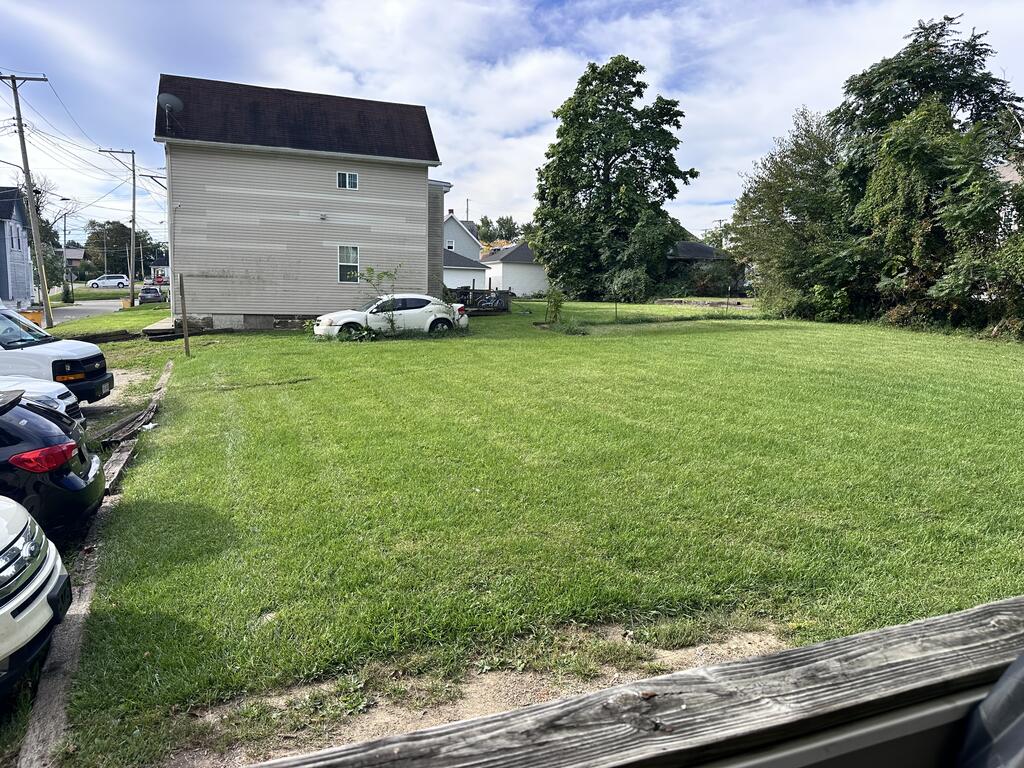 40 Lind Ave Property Photo 22