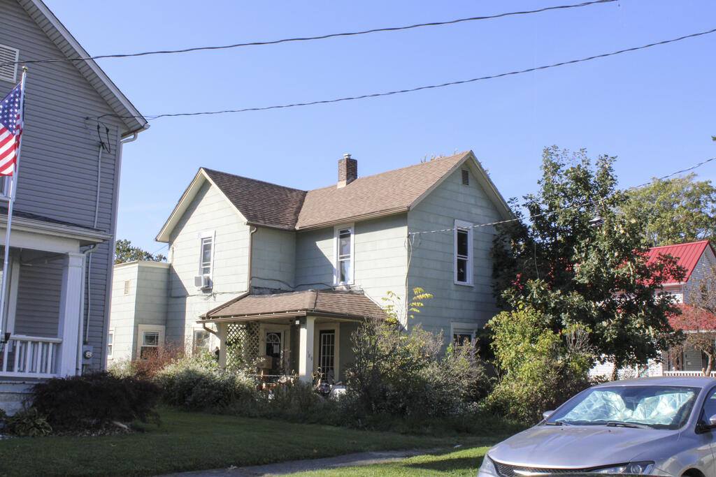 189 N Seffner Ave Property Photo 1