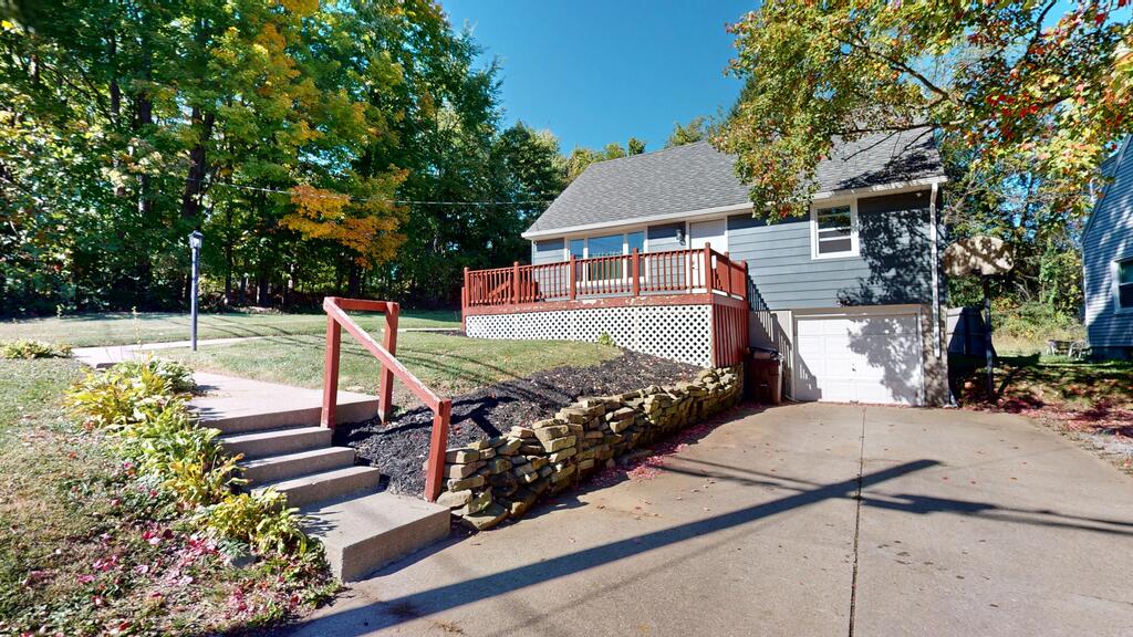 513 Mansfield Lucas Road Property Photo 1