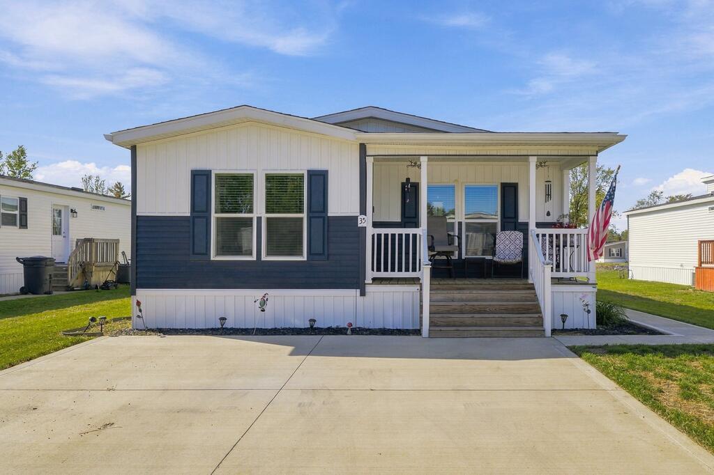763 County Line Rd #35 Property Photo 1