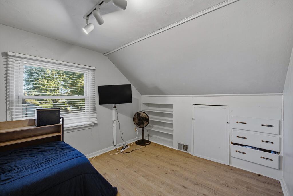 1105 Jackson Dr Property Photo 22