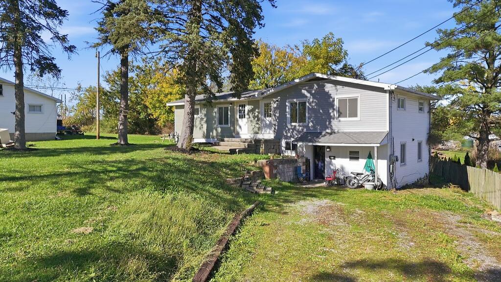52 West Washburn Street Property Photo 1