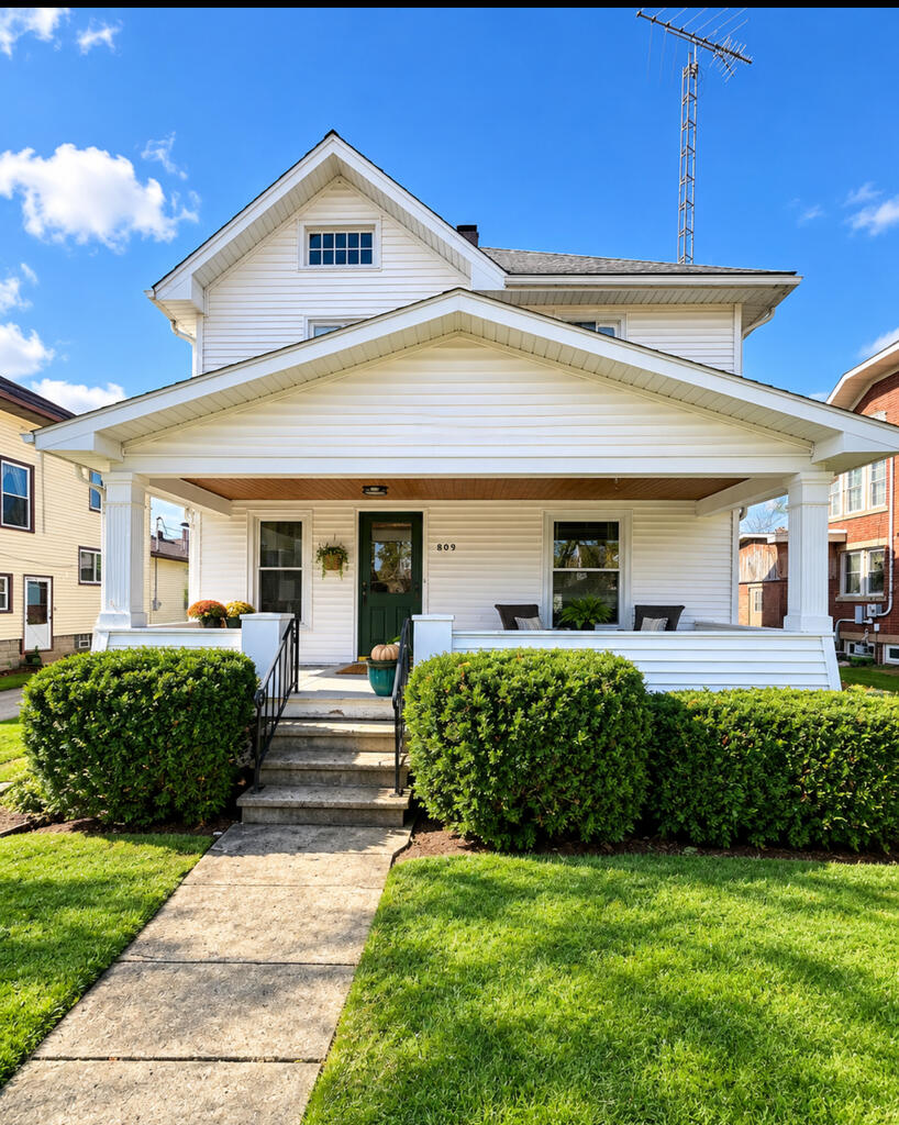 809 East Property Photo 1