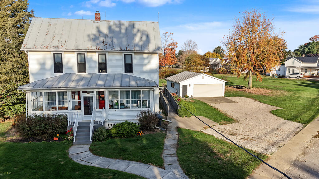 444 S Boundary Street Property Photo 1