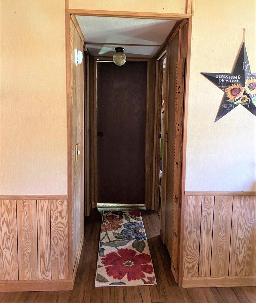 105 Grove Street Property Photo 13