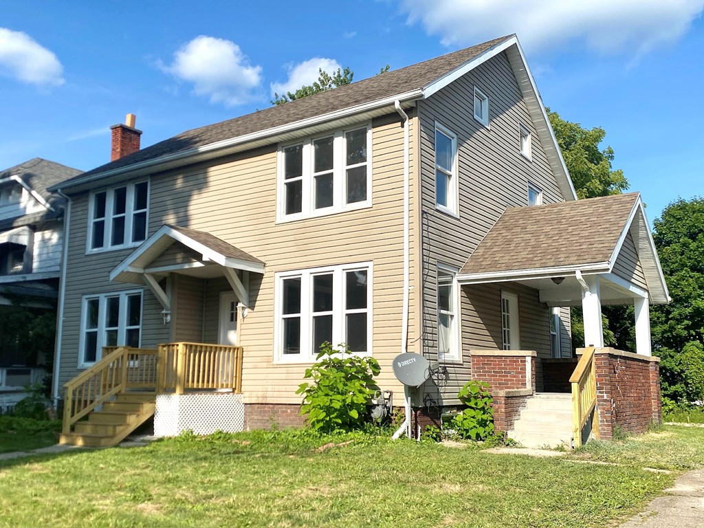 81 Bartley Avenue Property Photo 2