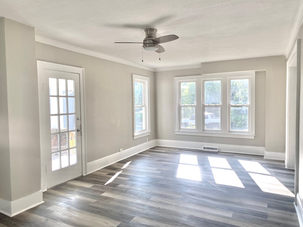 81 Bartley Avenue Property Photo 8