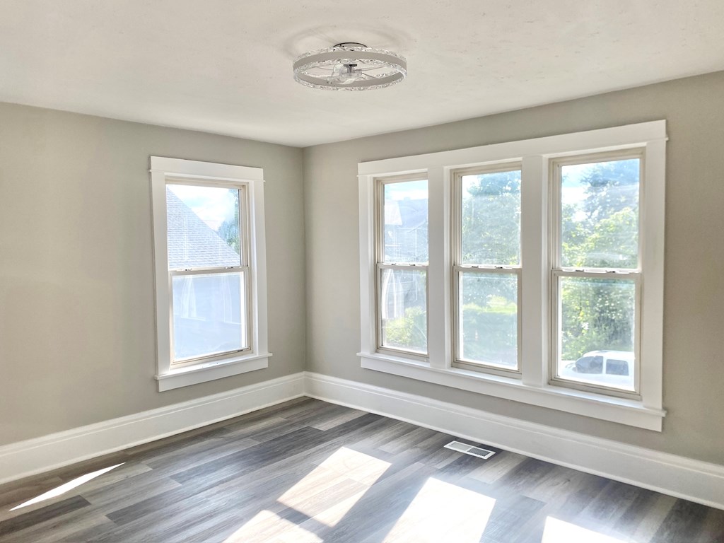 81 Bartley Avenue Property Photo 19
