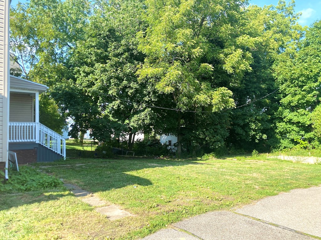 81 Bartley Avenue Property Photo 24