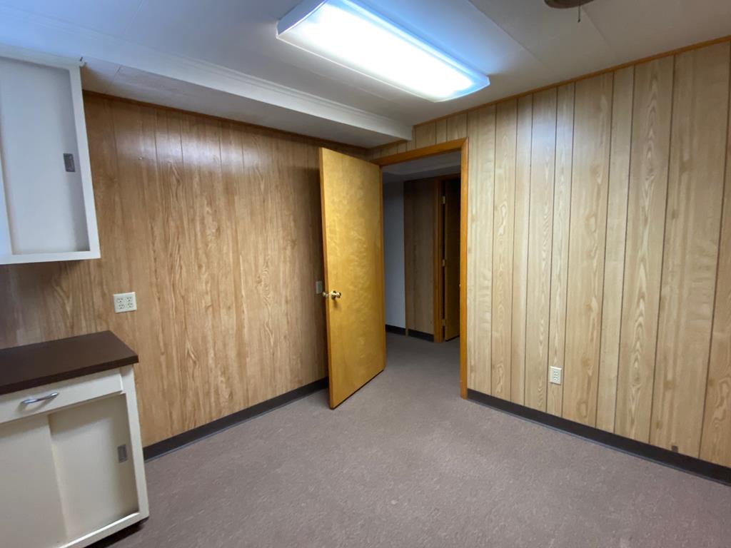 1111 Lexington Ave Property Photo 24