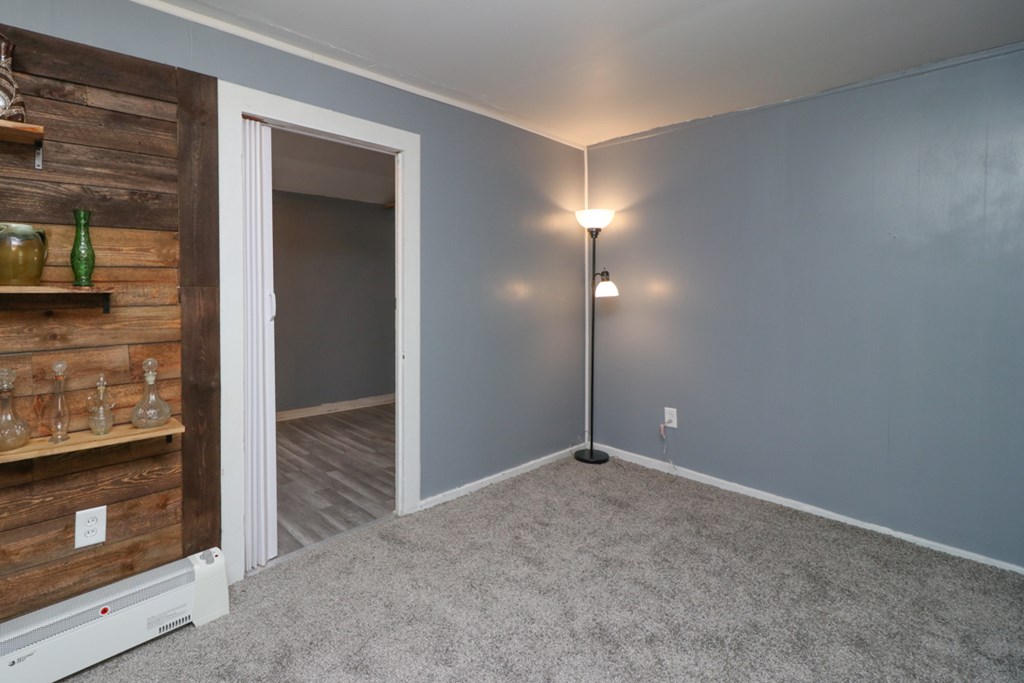 293 Pomerene Property Photo 14
