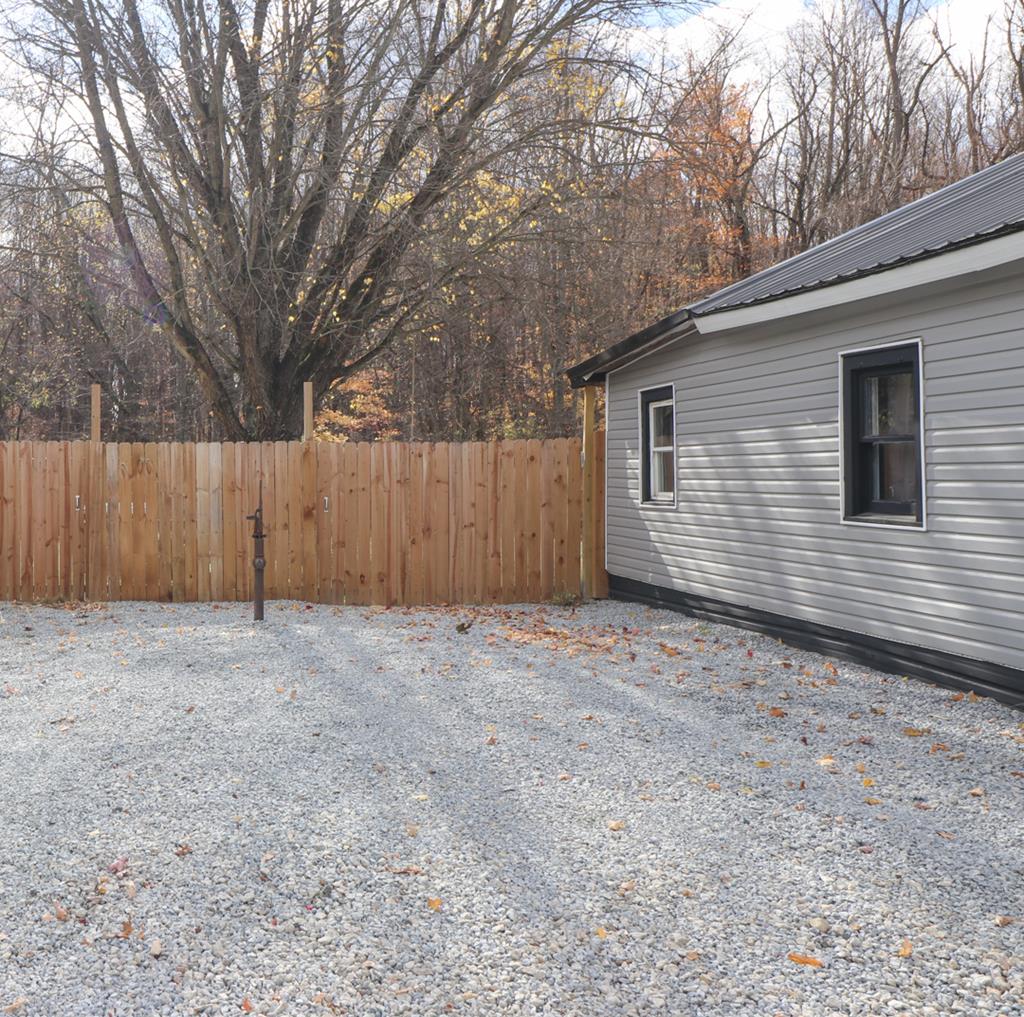 293 Pomerene Property Photo 23
