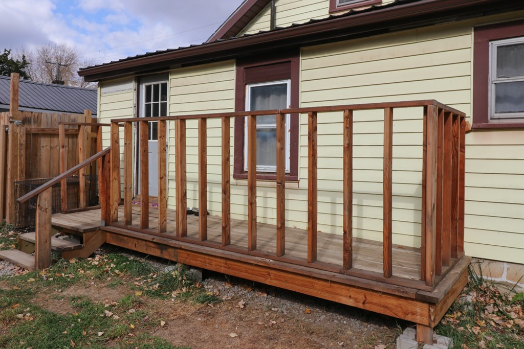 291 Pomerene Property Photo 25