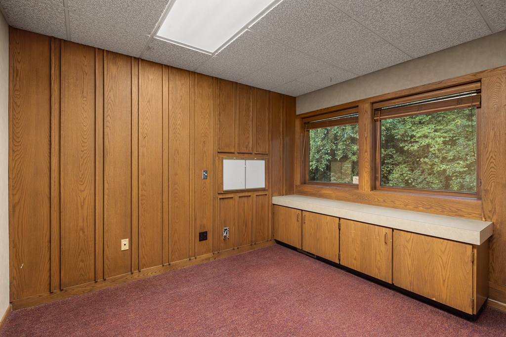 370 Cline Ave. Property Photo 17