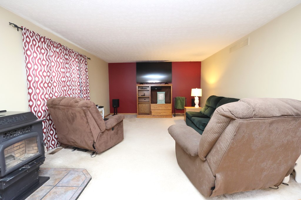 3895 Chatfield Center Road Property Photo 7