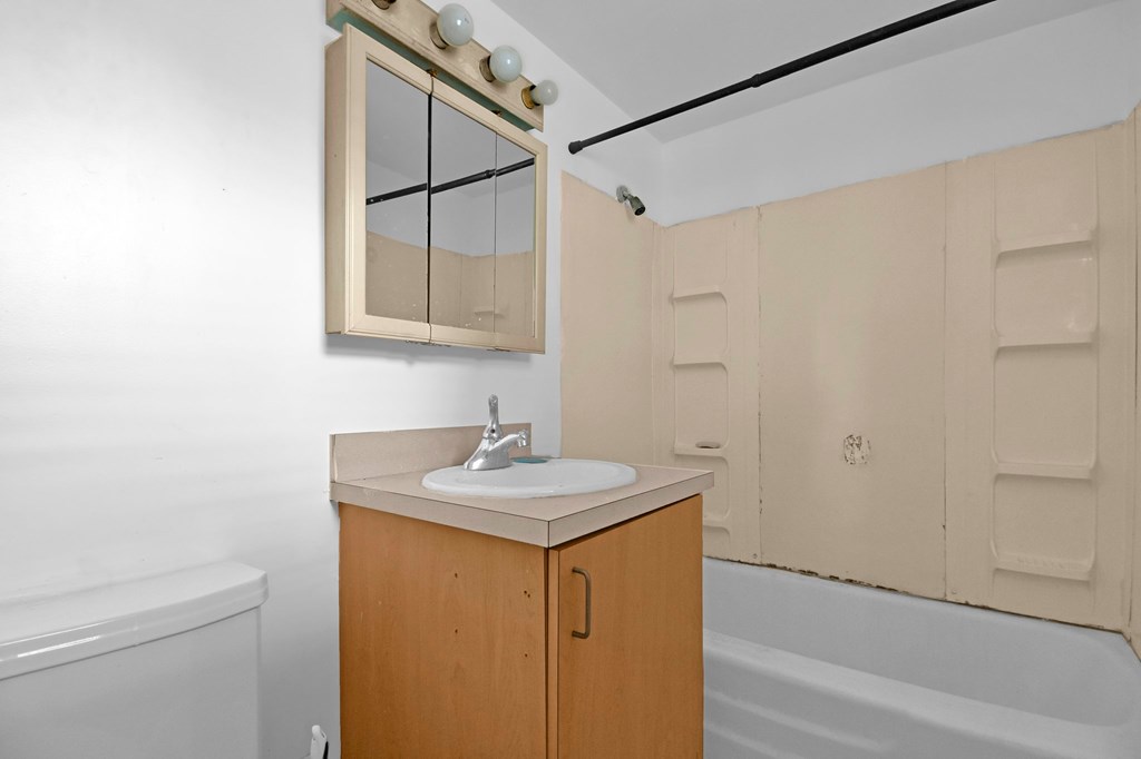 364 Blaine Avenue Property Photo 18